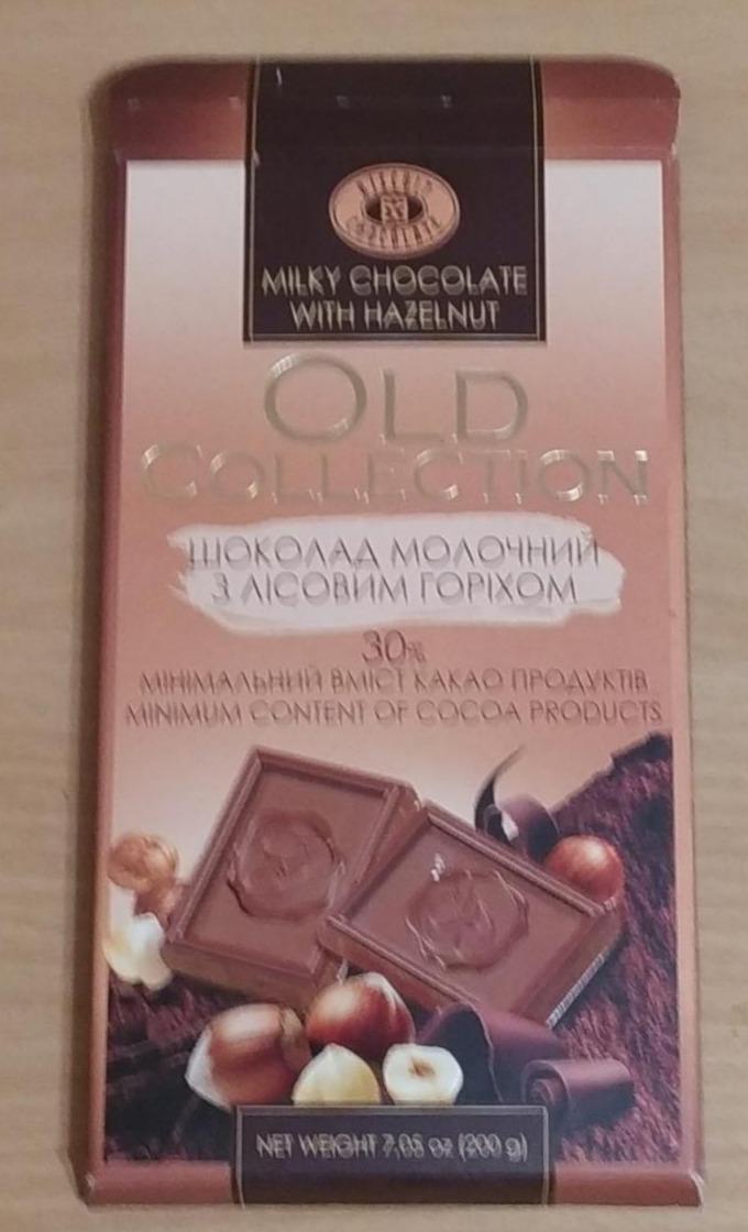 Фото - Шоколад молочний з лісовим горіхом 30% Old Collection Milky Chocolate Бісквіт Шоколад