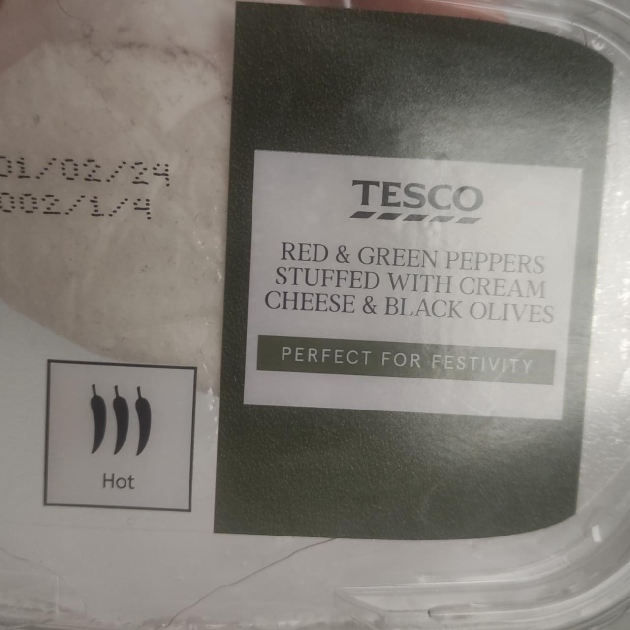 Фото - Red green peppers stuffed with cream cheese black olives Tesco