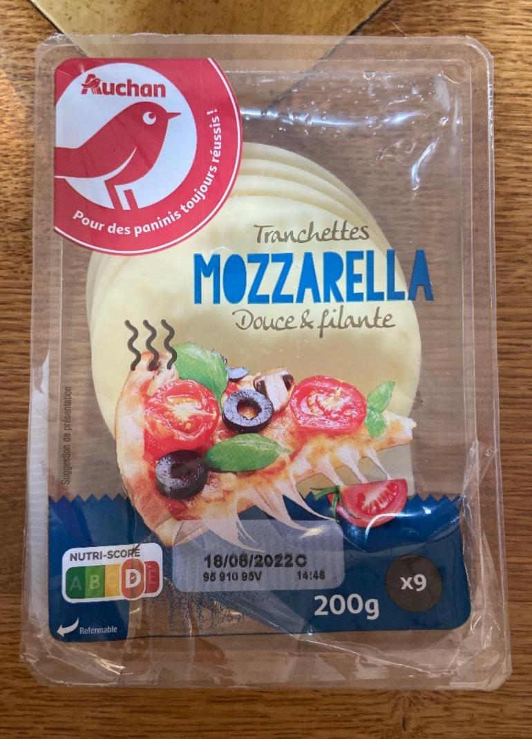 Фото - Сир моцарелла пластинками Mozzarella Auchan