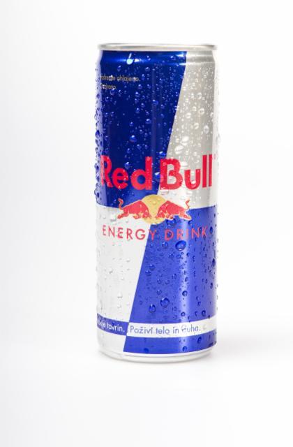 Фото - Напій енергетичний безалкогольний сильногазований з таурином Energy drink Red Bull