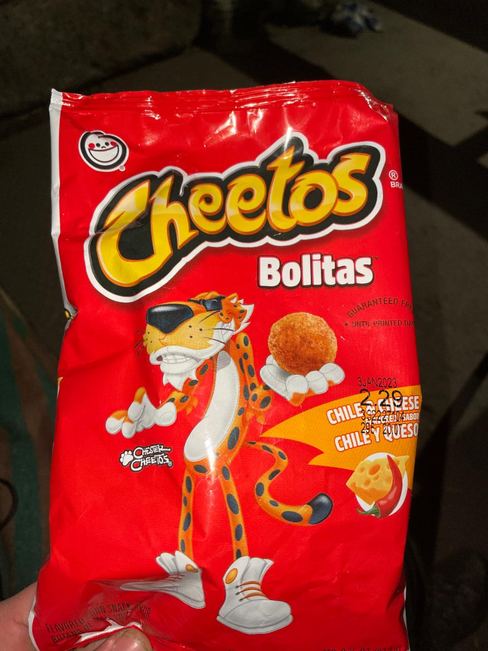 Фото - Кукурудзяні кульки зі смаком сиру та перцю Cheetos Bolitas