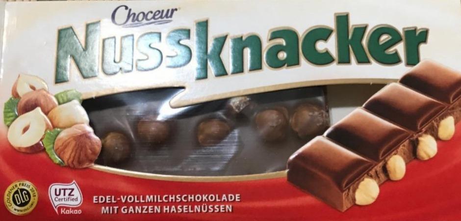 Фото - Чорний шоколад з лісовими горіхами Nussknacker Choceur