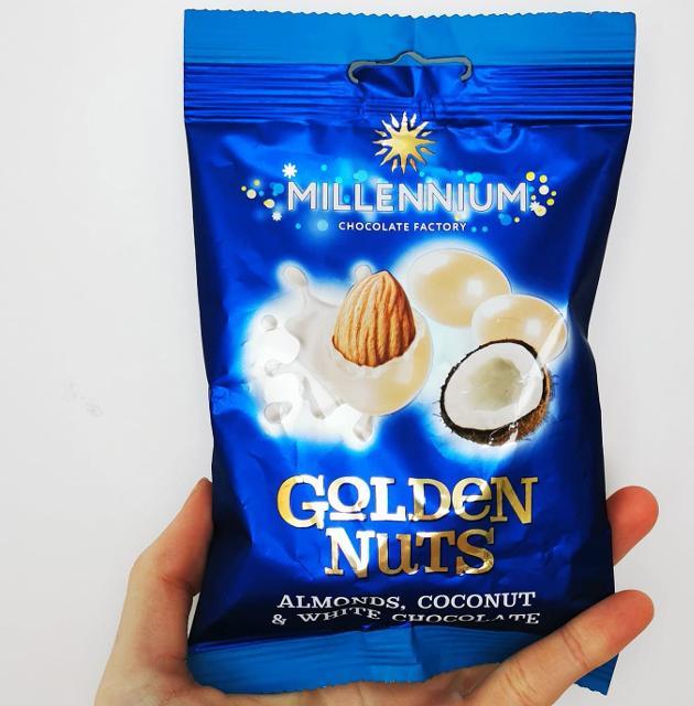 Фото - Драже мигдаль у білому шоколаді з кокосом Golden Nuts Millennium