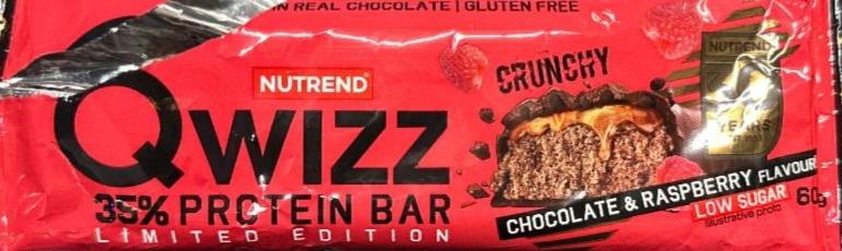 Фото - Qwizz 35% protein bar chocolate&raspberry flavour Nutrend