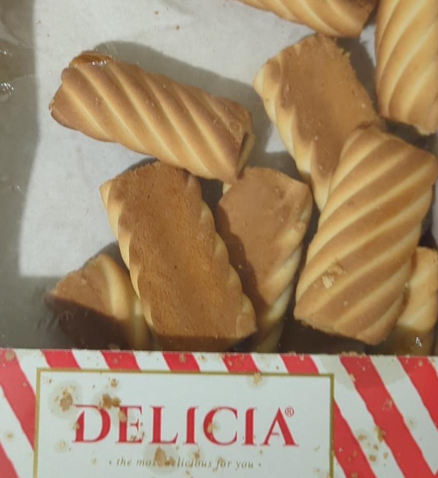 Фото - Печиво здобне зі смаком вишні Супер-Моніка Delicia