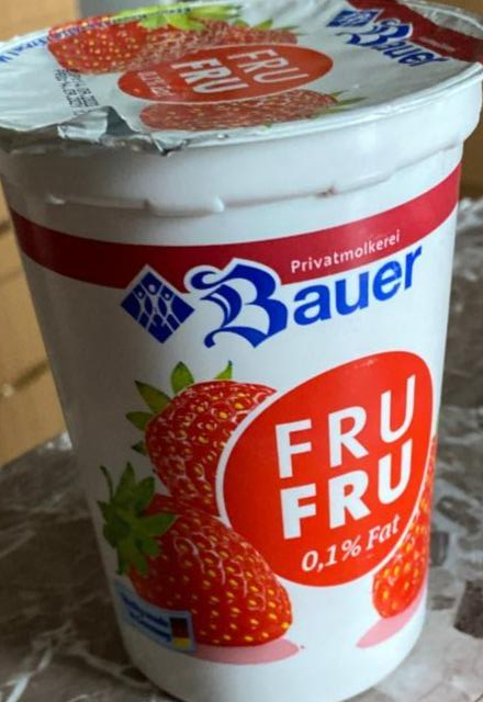 Фото - Йогурт полуничний 0.1% Fru Fru