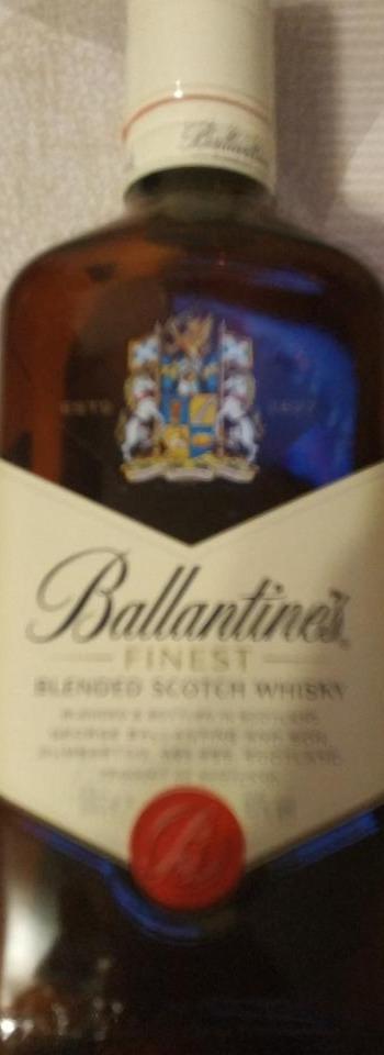 Фото - Віскі 40% шотландське купажоване Finest Ballantine's