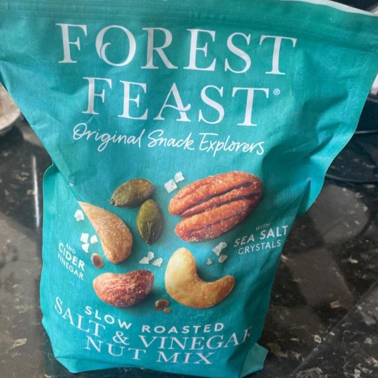 Фото - Slow roasted salt and vinegar nut mix Forest Feast
