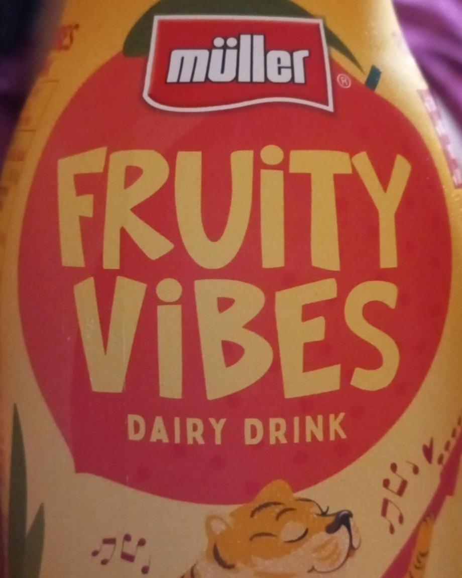 Фото - Fruity vibes dairy drink Müller