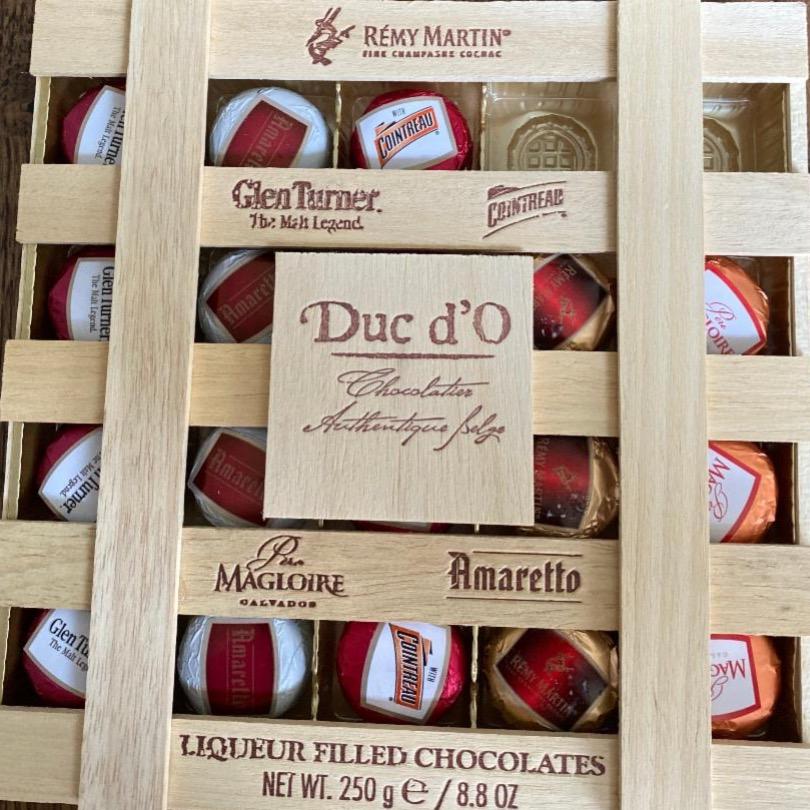 Фото - Liqueur filled chocolates DUC D'O
