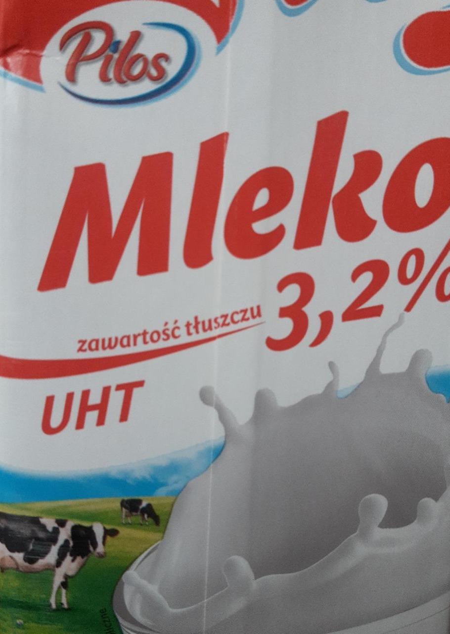 Фото - Молоко 3.2% Pilos