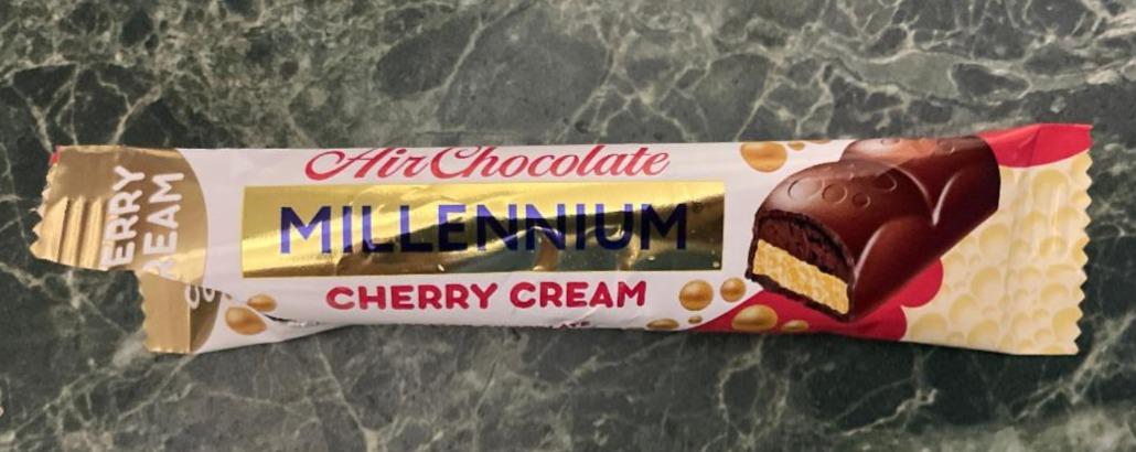 Фото - Шоколад молочний пористий з вишневою начинкою Cherry Cream Air Chocolate Millennium
