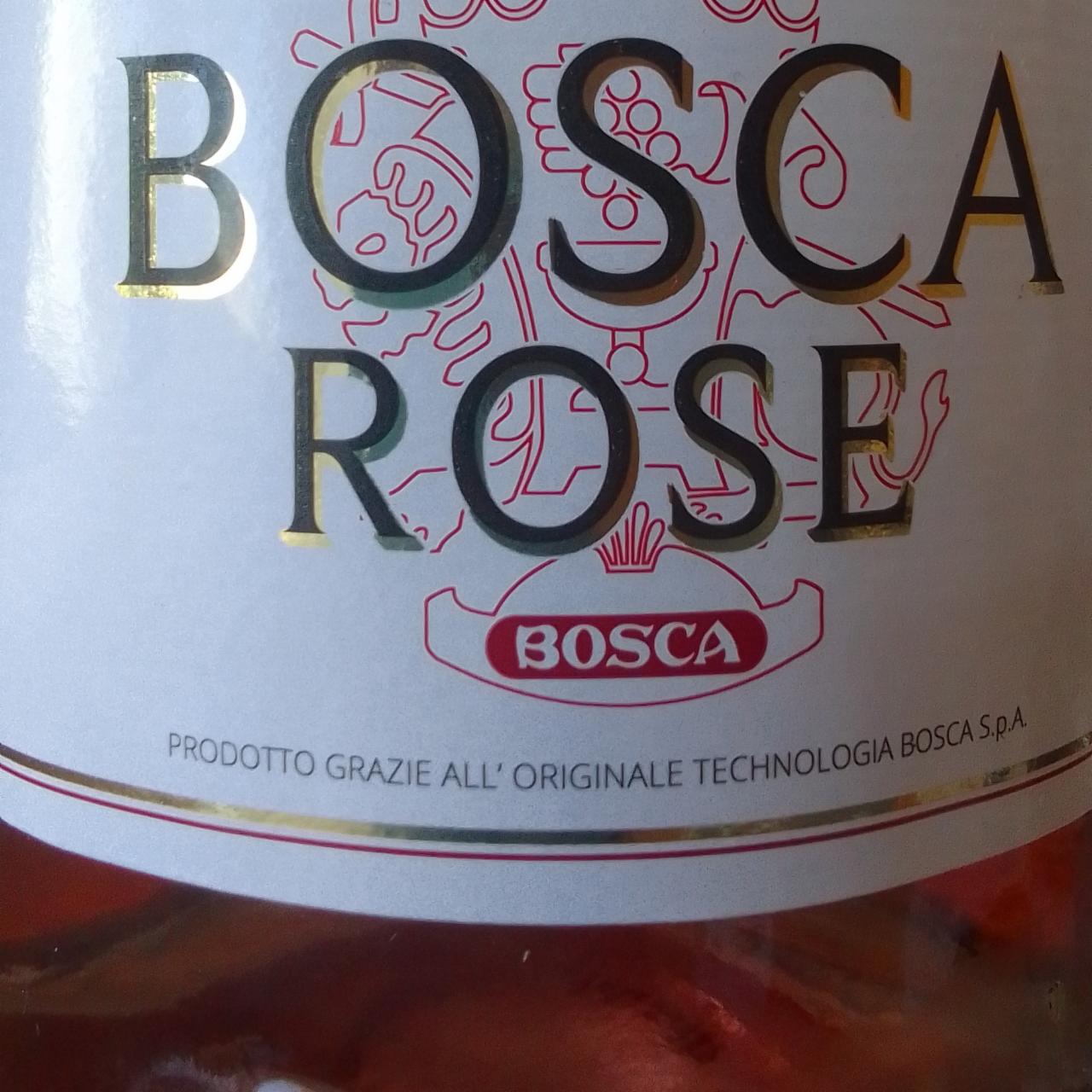Фото - Напій винний 7.5% рожевий напівсолодкий газований Rose Bosca