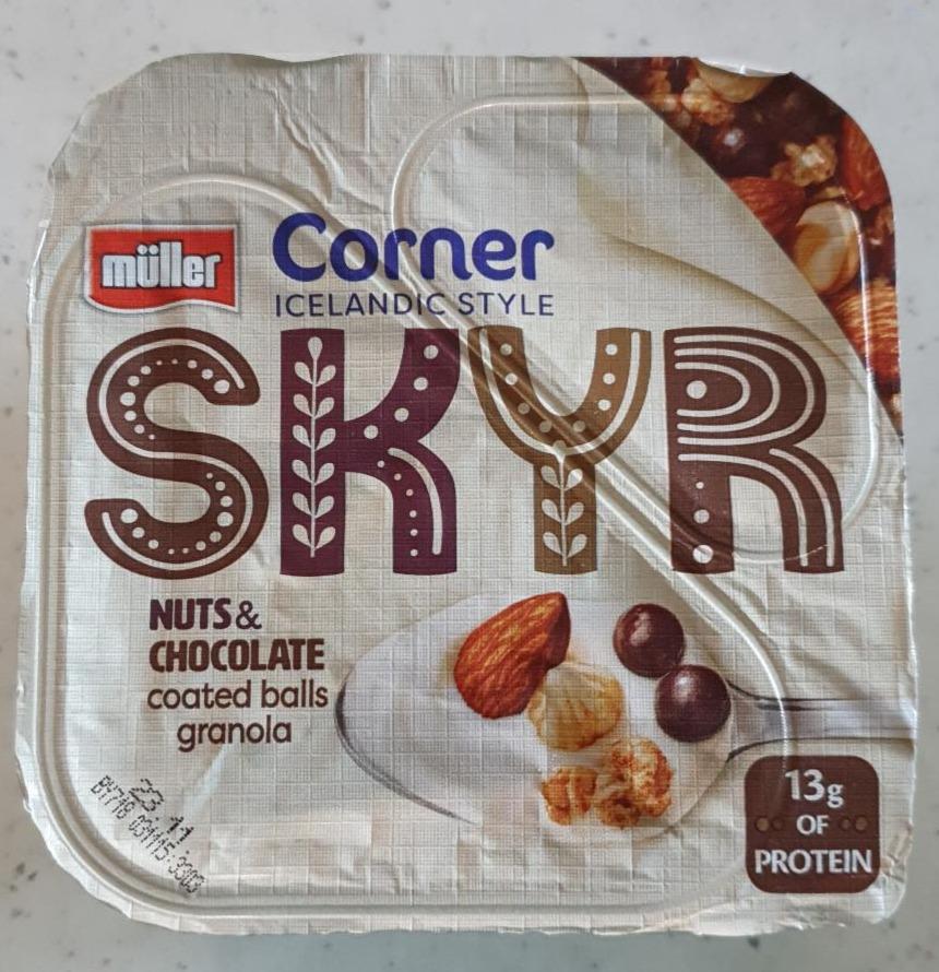 Фото - Corner Icelandic Style Skyr Nuts & Chocolate Müller