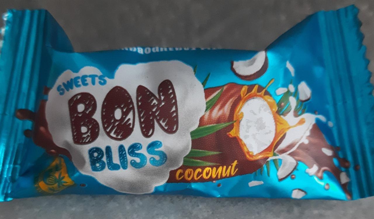 Фото - Цукерка шоколадна з кокосом Coconut Bon Bliss