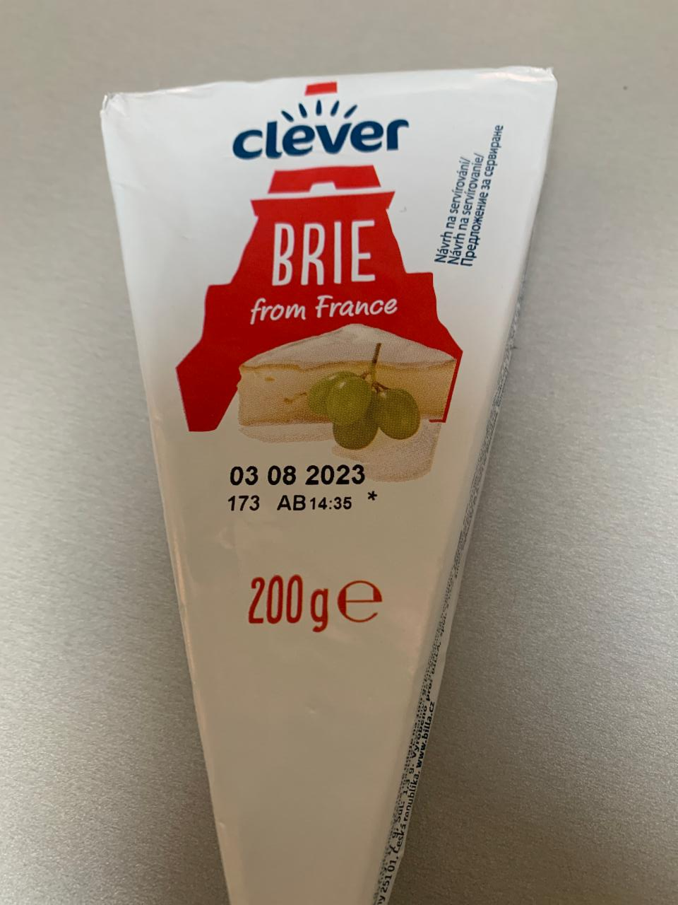 Фото - Сир Брі Brie from France Clever