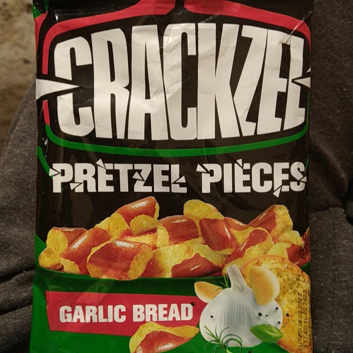 Фото - Крекери Pretzel Pieces Garlic Bread Crackzel