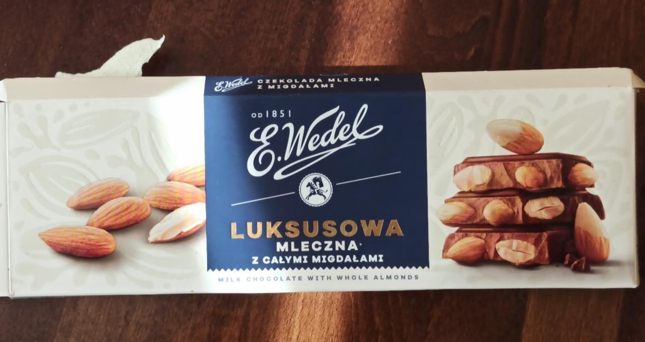 Фото - Шоколад молочний з цілим мигдалем Luksusowa E.Wedel