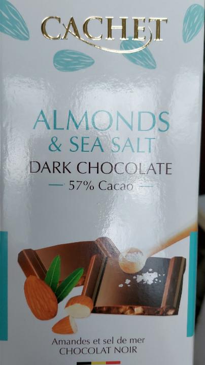 Фото - Чорний шоколад з мигдалем і морською сіллю Cachet