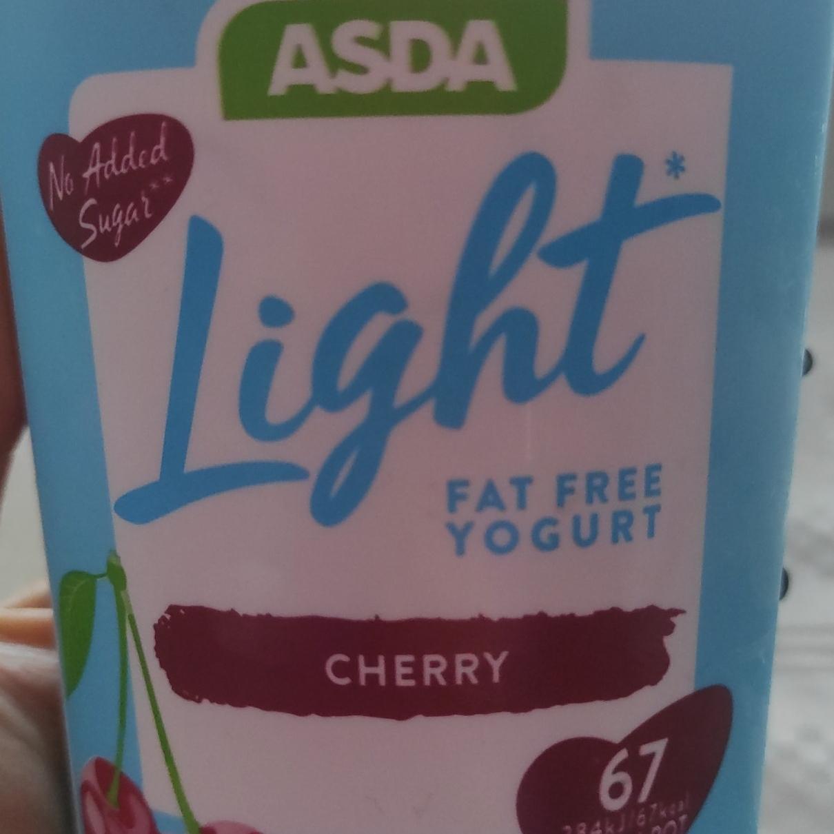 Фото - Йогурт нежирний 0.5% Cherry Light Asda