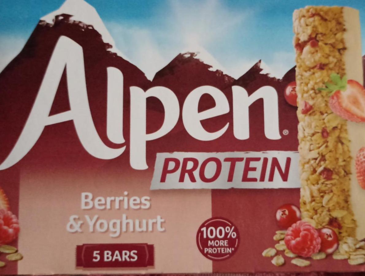 Фото - Протеїновий батончик Alpen ягоди та йогурт Alpen