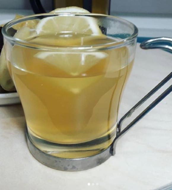 Фото - Чай з медом та лимоном