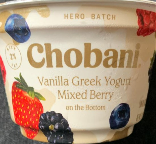 Фото - Vanilla greek yogurt mixed berry Chobani