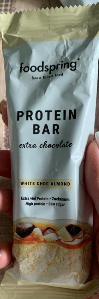Фото - Protein bar white choc almond Food spring