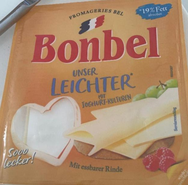 Фото - Сир з йогуртом 19% Bonbel Fromageries Bel