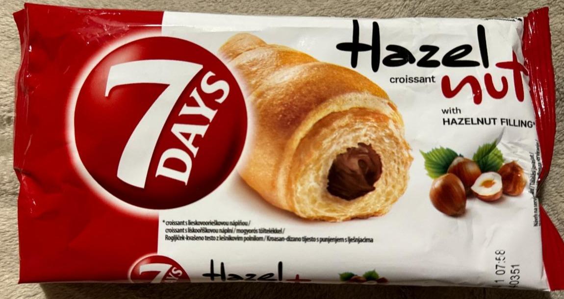 Фото - Croissant Hazelnut filling 7 Days