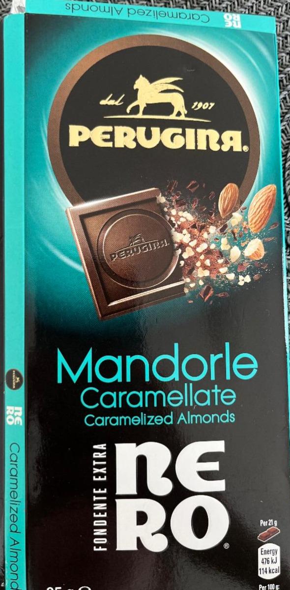 Фото - Cioccolato fondente Mandorle Caramellate Nero Perugina