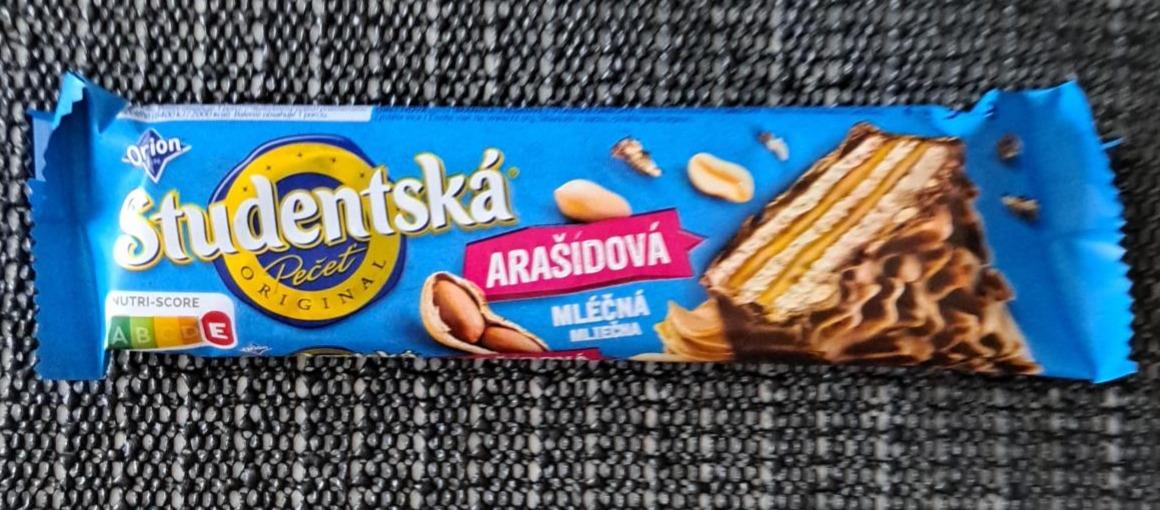 Фото - Вафлі з арахісовою начинкою в молочному шоколаді Studentská Arašídová Orion