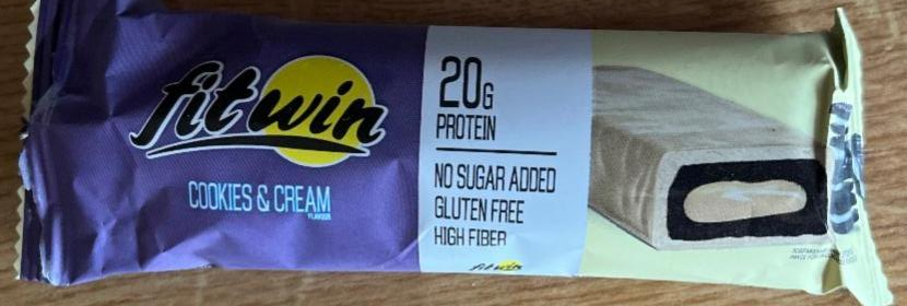 Фото - Protein Bar cookies and cream Fitwin