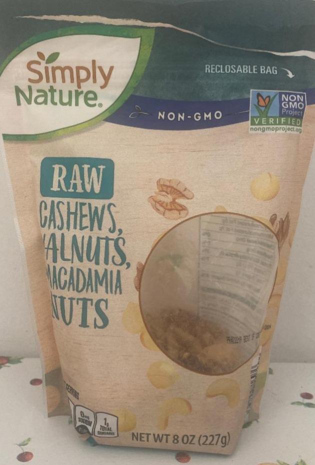 Фото - Raw cashews, walnuts,macadamia nuts Simply Nature
