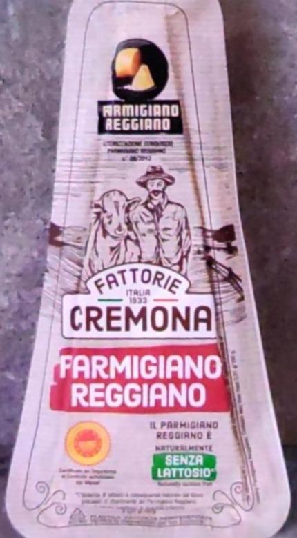 Фото - Сир твердий Parmigiano Reggiano без лактози Cremona