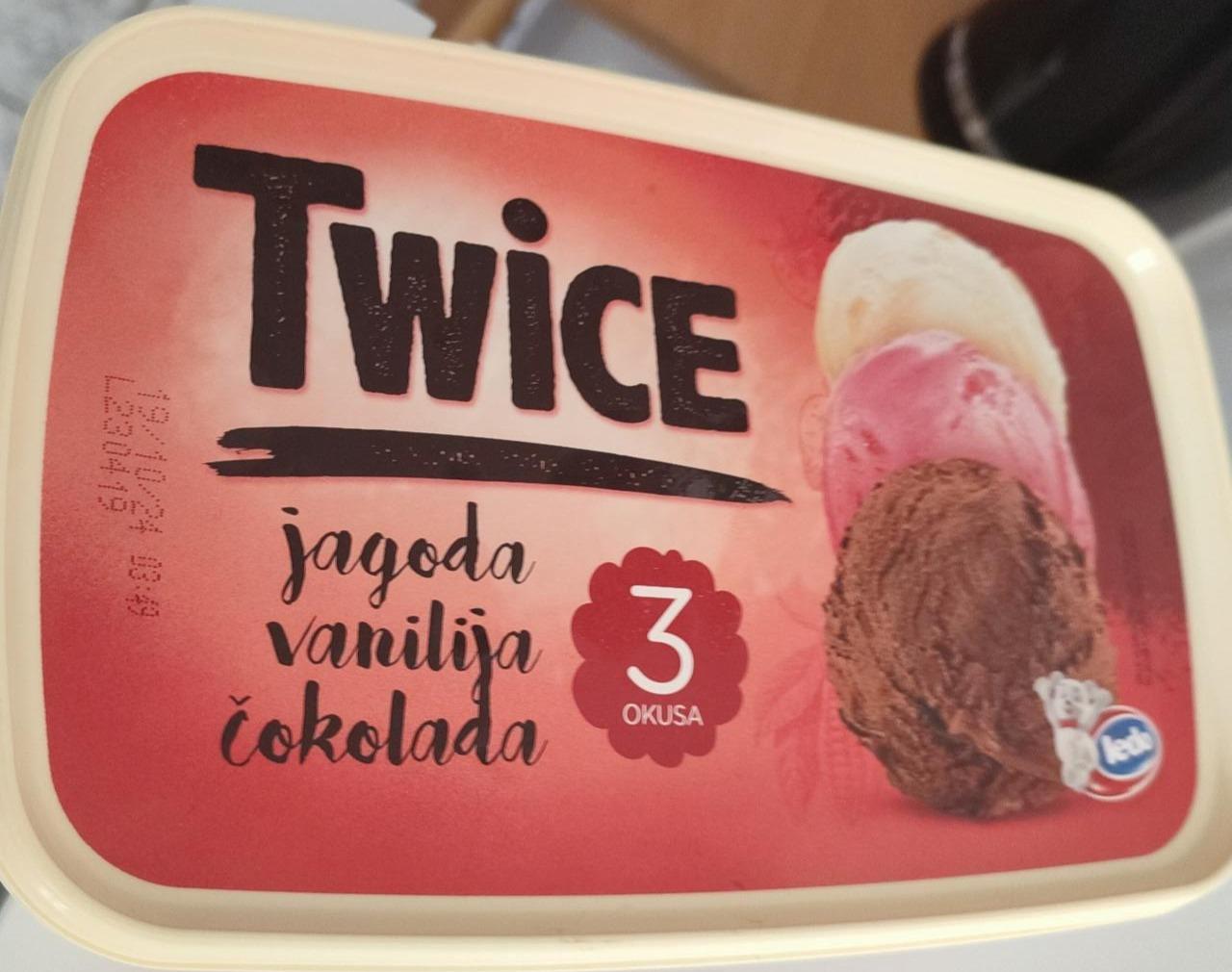 Фото - Морозиво Twice полуничне , ванільне та шоколадне Ledo