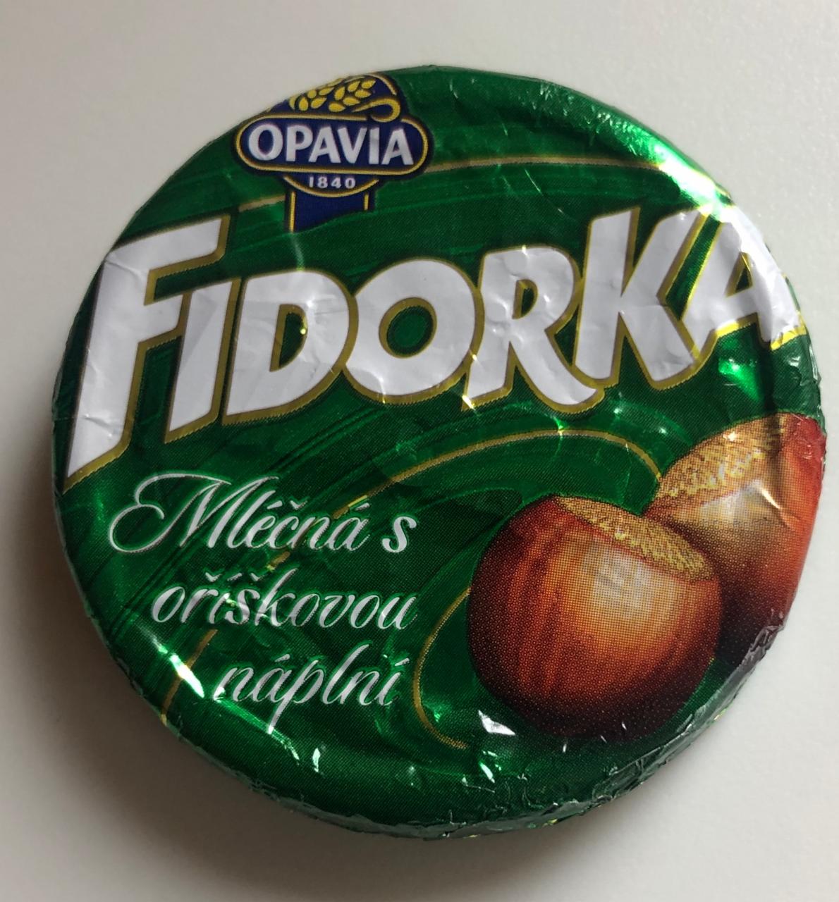 Фото - Вафлі з горіховою начинкою в молочному шоколаді Fidorka Opavia