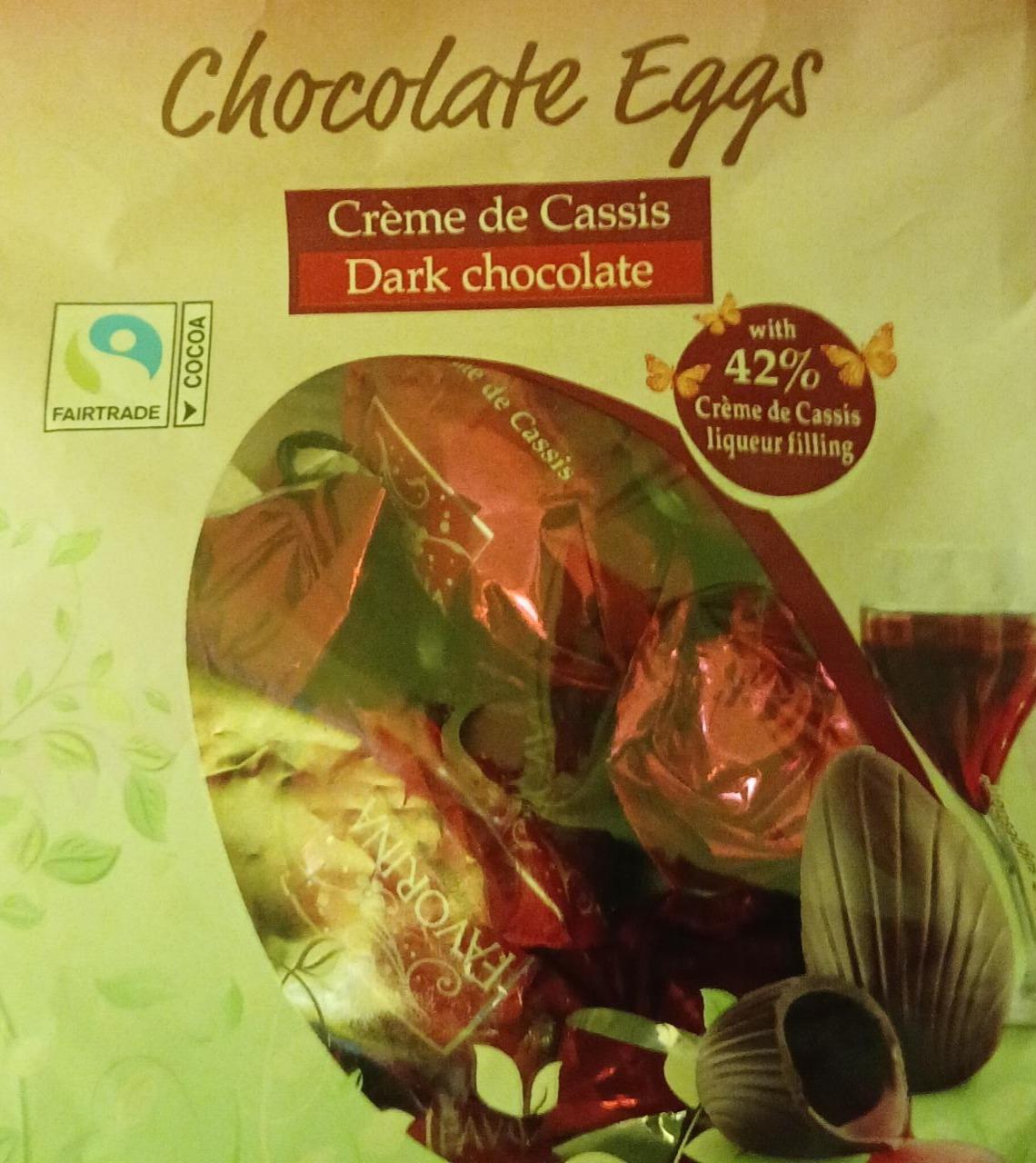 Фото - Dark chocolate eggs creme de cassis Favorina