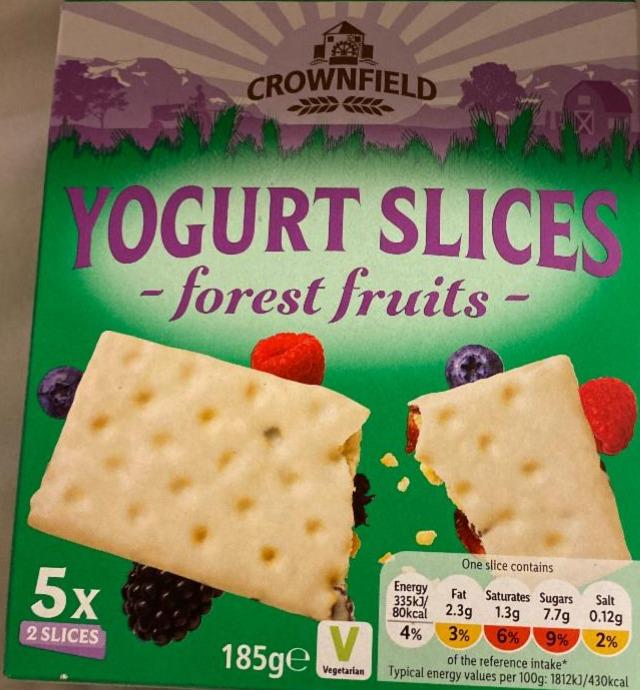 Фото - Печиво yogurt slices forest fruits Crownfield