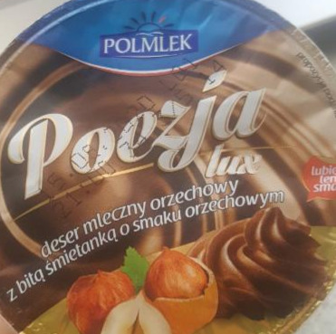 Фото - Горіховий молочний десерт Poezja Lux зі збитими вершками з горіховим смаком Polmlek