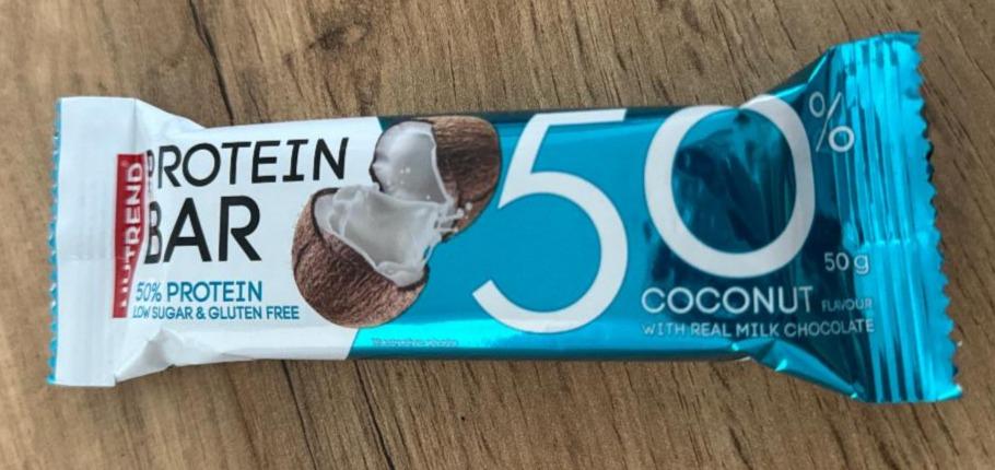 Фото - Premium protein bar 50% coconut (kokos) Nutrend