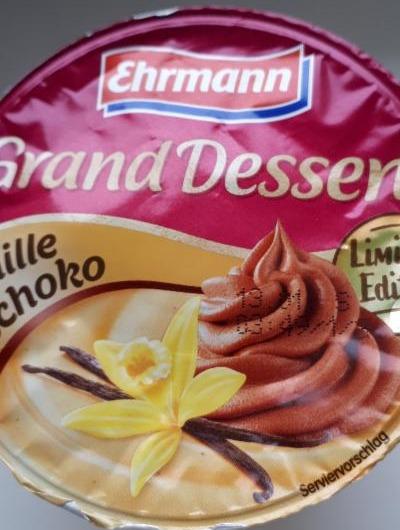 Фото - Десерт ванільно-шоколадний Vanille Schoko Grand Dessert Ehrmann