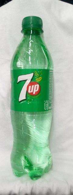 Фото - Напій безалкогольний сильногазований на ароматизаторах 7Up