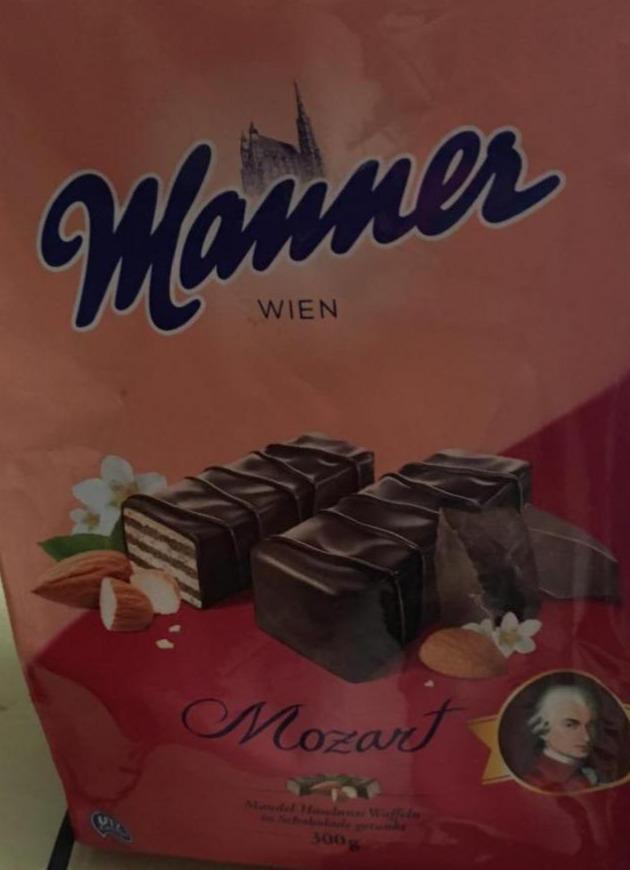 Фото - Вафлі з мигдалево-ліщиною начинкою, просочені темним шоколадом Manner