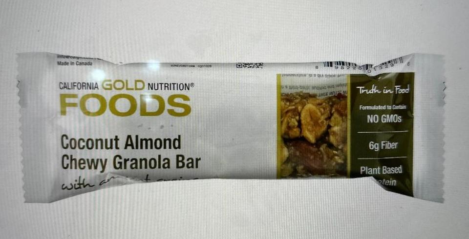 Фото - Батончик-мюслі кокосово-мигдальний Coconut Almond Chewy Granola Bar California Gold Nutrition