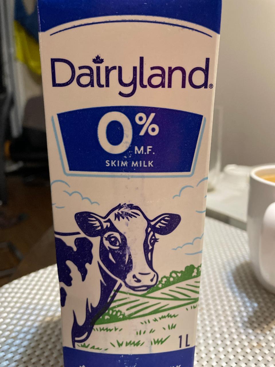 Фото - Молоко 0% Dairyland