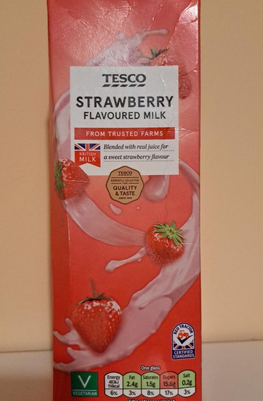 Фото - Молоко зі смаком полуниці Strawberry Flavoured Milk Tesco