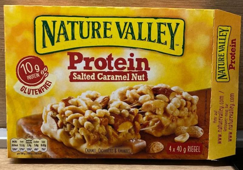 Фото - Батончики протеїнові з солоною карамеллю та горіхами Protein Salted Caramel Nut Nature Valley