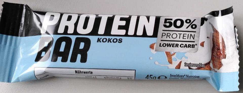 Фото - Батончик протеїновий 50% зі смаком кокосу Protein Bar Kokos IronMaxx