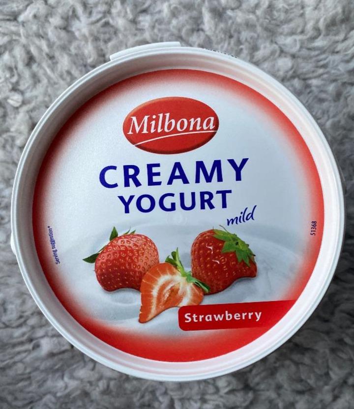 Фото - Йогурт полуничний Creamy Yogurt Milbona